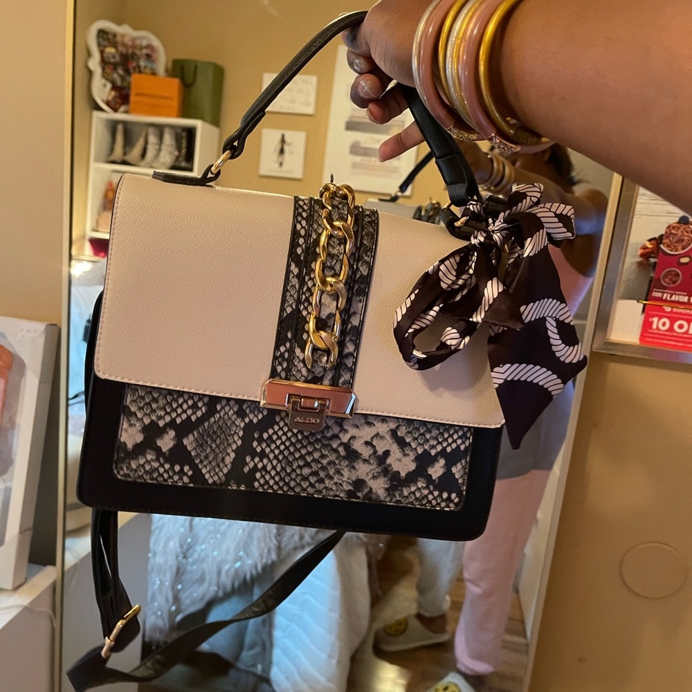 Also Purse